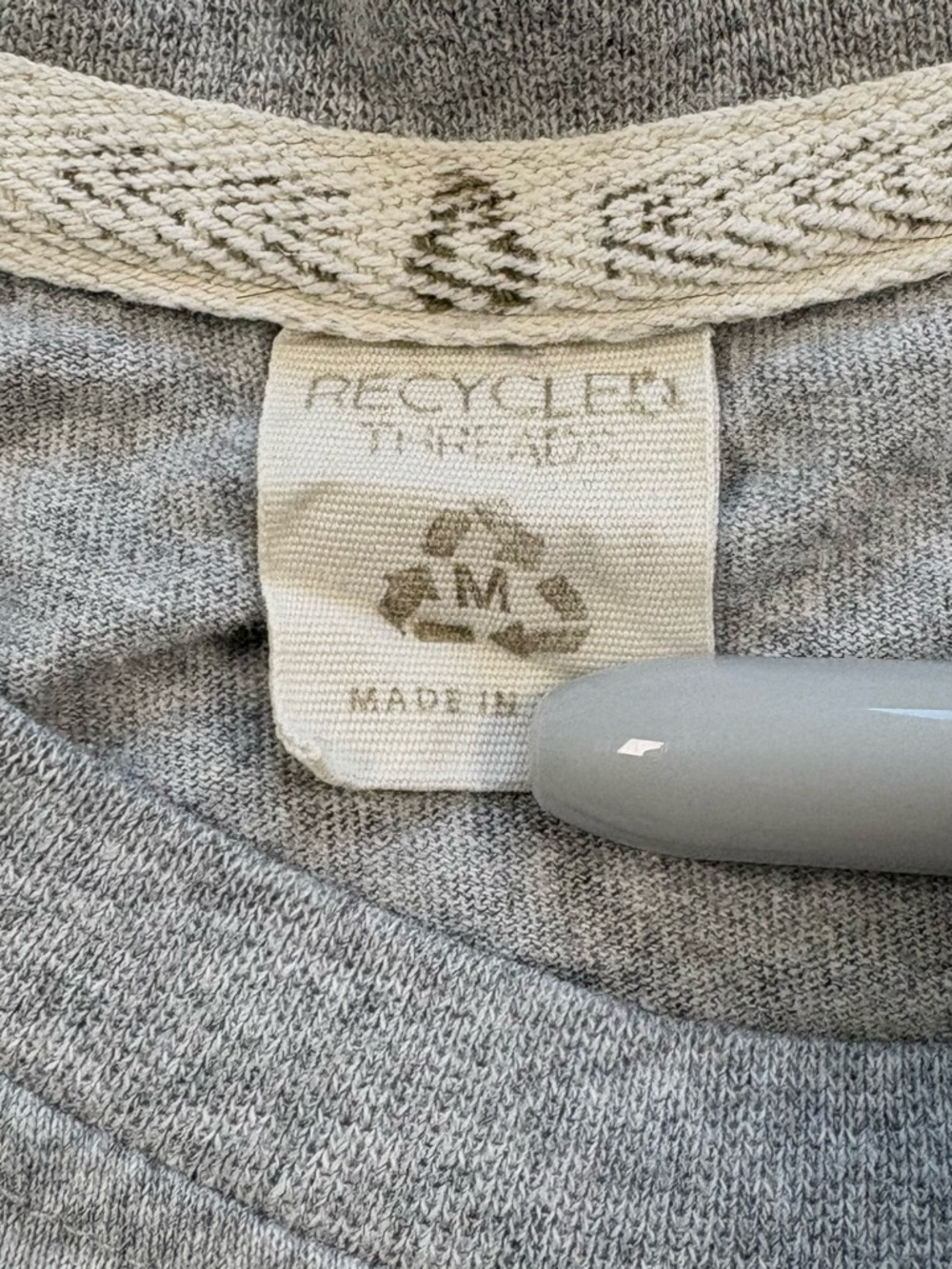 RECYCLED THREADS Honey Bee Graphic Tee Gray Medium Cottagecore Nature - Picture 4 of 8